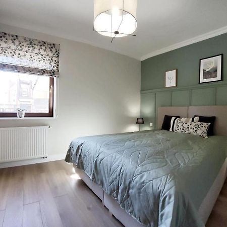 Komfortowy Apartament Przy Bramie Targowej Z Tarasem- Old Town Эльблонг Экстерьер фото